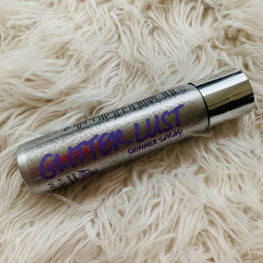 V.S. Glitter lust